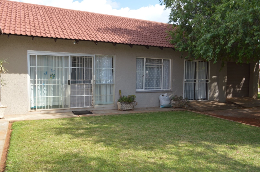 4 Bedroom Property for Sale in Stilfontein Ext 4 North West